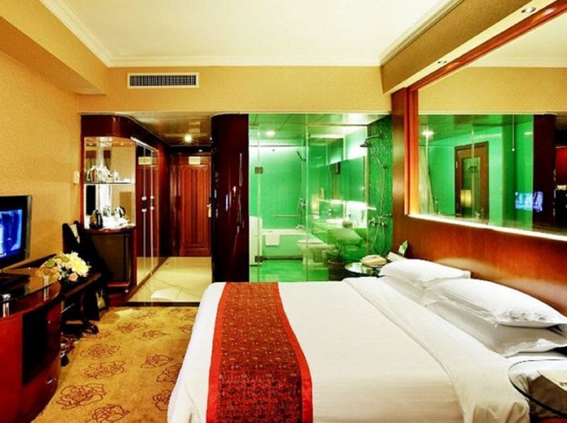 Shenzhen Luohu Hongfeng Hotel Exterior photo