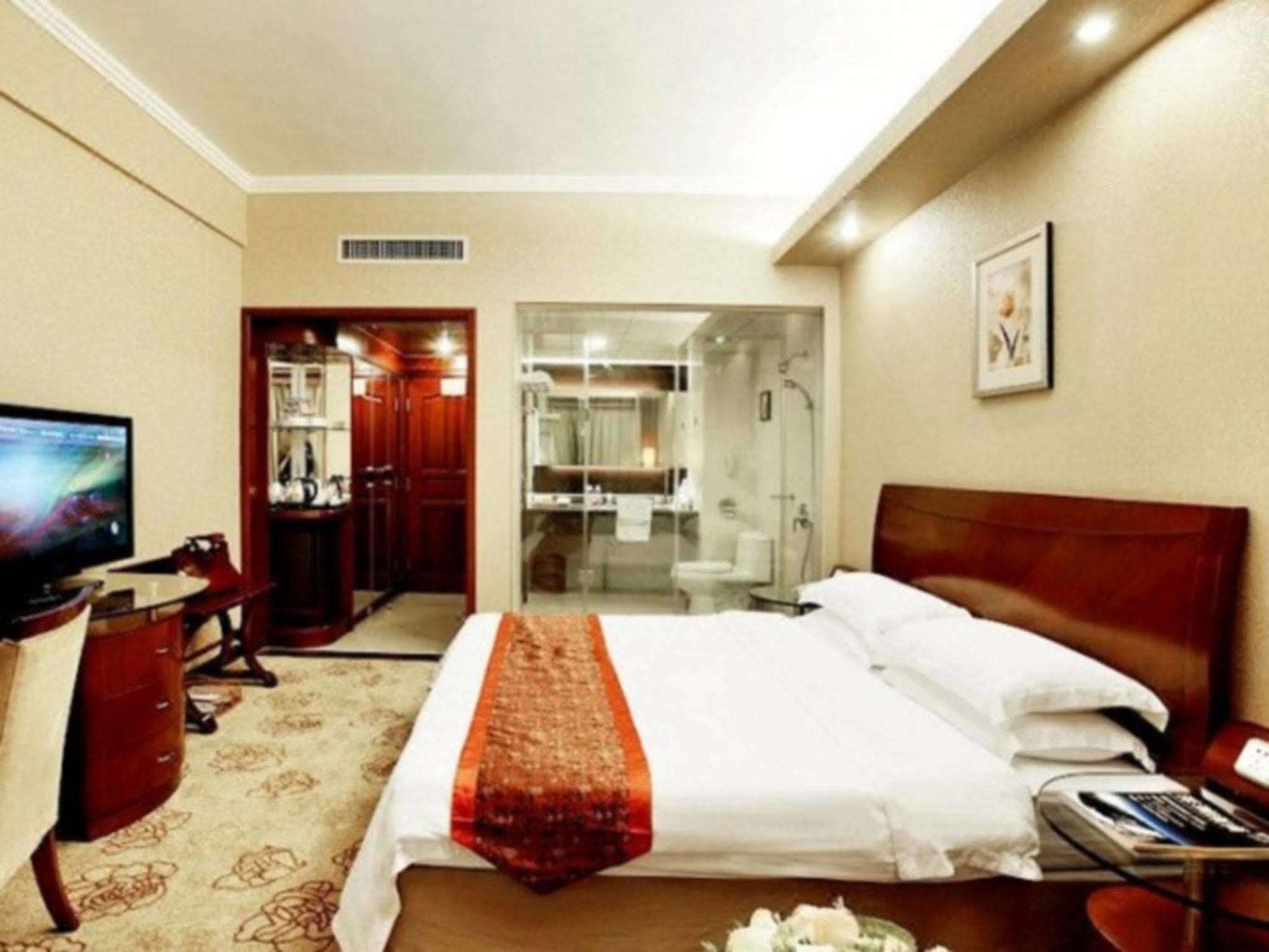 Shenzhen Luohu Hongfeng Hotel Exterior photo