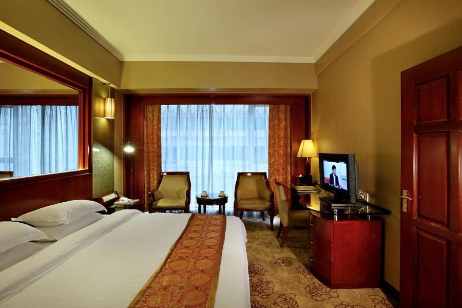 Shenzhen Luohu Hongfeng Hotel Exterior photo