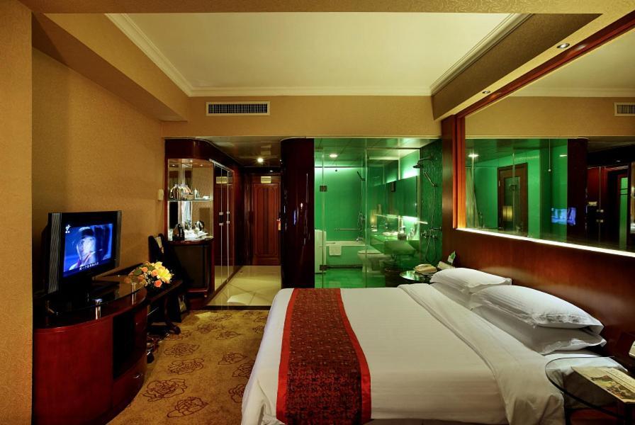 Shenzhen Luohu Hongfeng Hotel Exterior photo