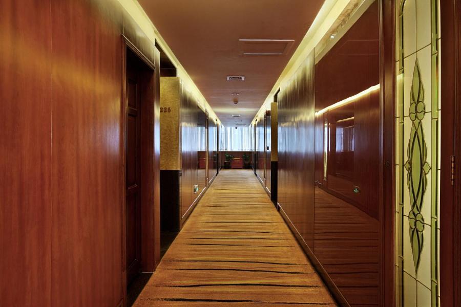 Shenzhen Luohu Hongfeng Hotel Exterior photo