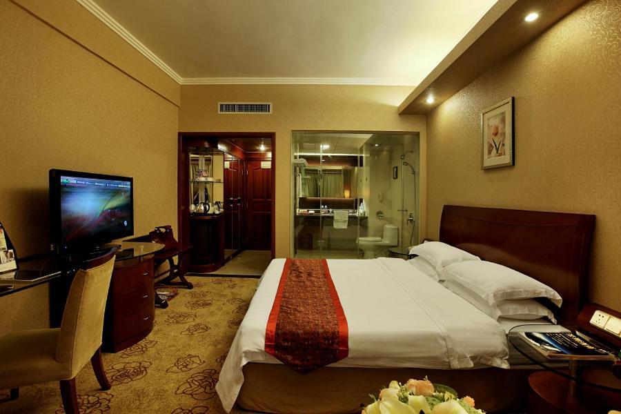 Shenzhen Luohu Hongfeng Hotel Exterior photo